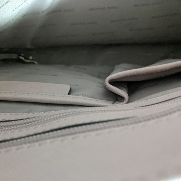 Michael Kors Frame Out Large North South Tote - Picture 6 of 6